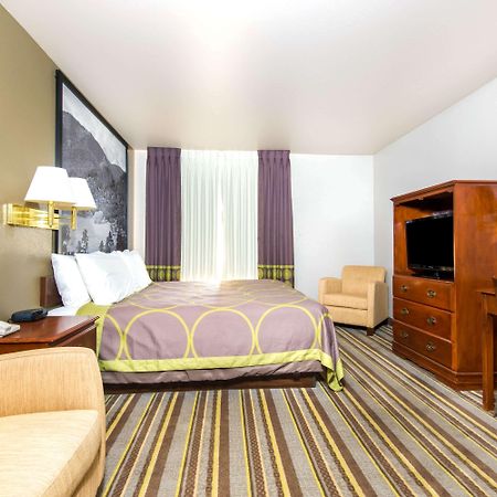 ซูเปอร์ 8 บาย วินด์แฮม บัวนา วิสตา Hotel บูเอโนวิสตา ภายนอก รูปภาพ