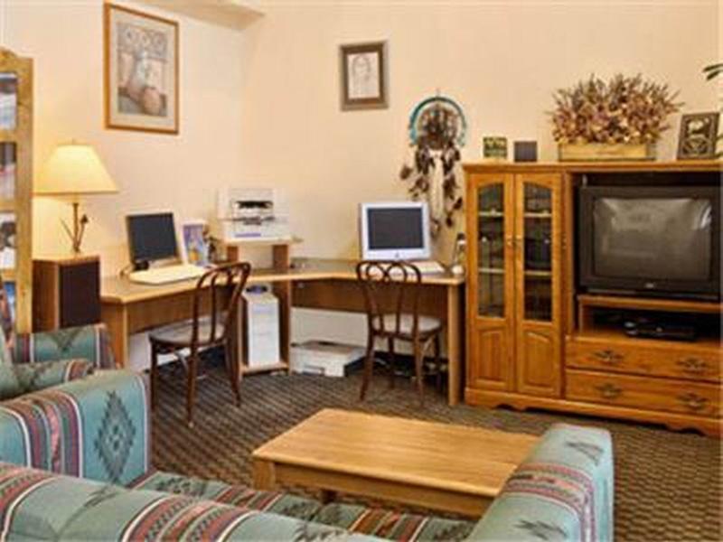 ซูเปอร์ 8 บาย วินด์แฮม บัวนา วิสตา Hotel บูเอโนวิสตา ภายนอก รูปภาพ