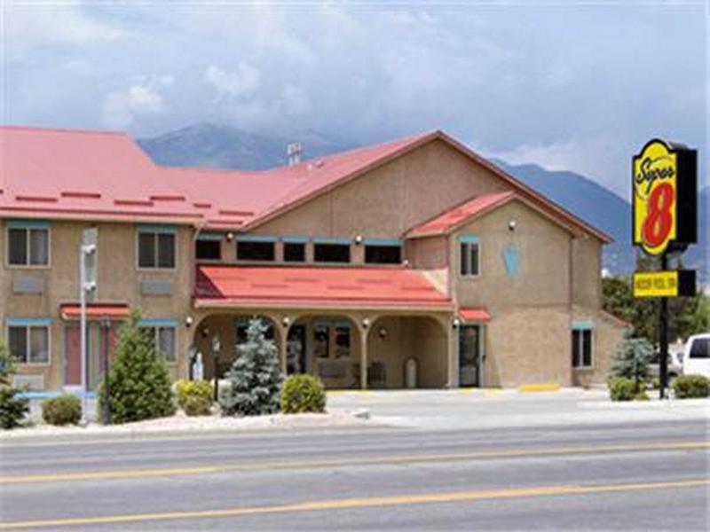 ซูเปอร์ 8 บาย วินด์แฮม บัวนา วิสตา Hotel บูเอโนวิสตา ภายนอก รูปภาพ